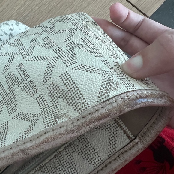 Michael Kors Monogram Tote Bag - Cream color - Picture 7 of 8